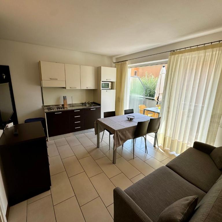 Casa Piccola Family Apartments - Appartamento con 2 Camere da Letto (4 Adulti) - 2