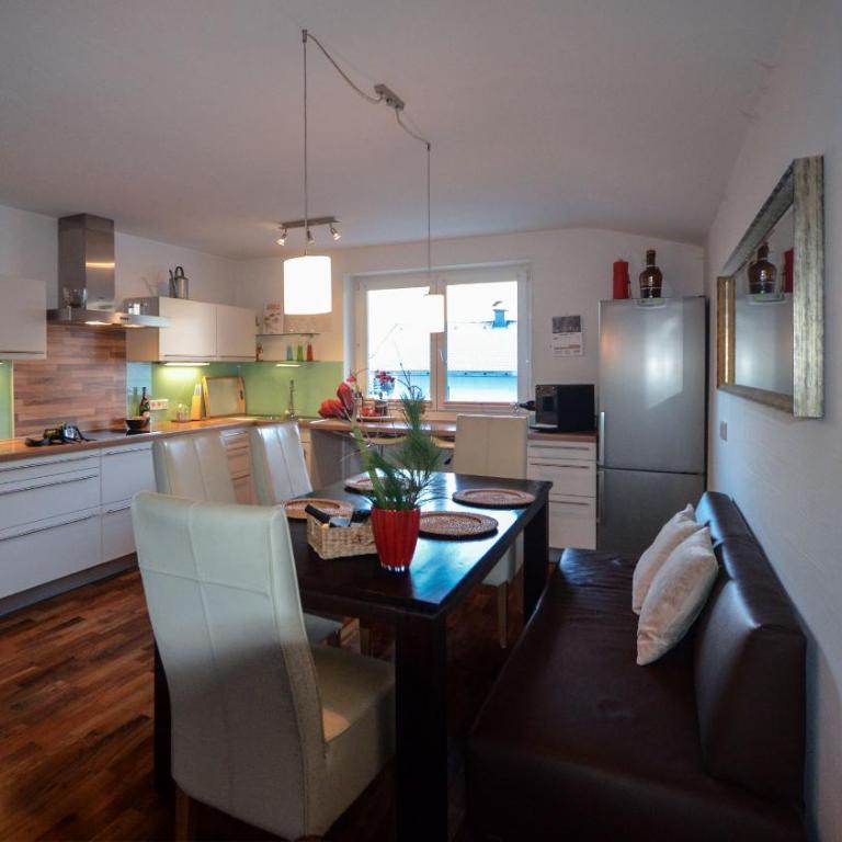 Ferienhaus Auschmiede - Apartment mit 2 Schlafzimmern, Balkon und Terrasse - 2 - 6