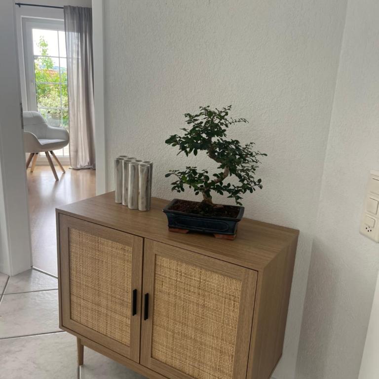 Boho appartement dans villa à Grandson - Deluxe Apartment mit 1 Schlafzimmer und Gartenblick - 12