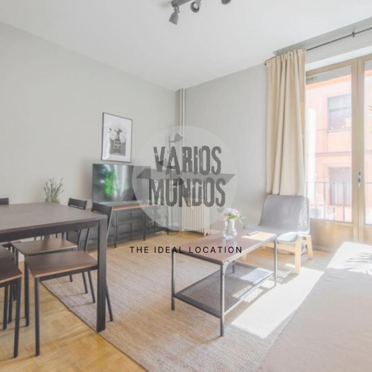Amplio y Centrico Apt para 9pax en La Latina - Apartment - 1