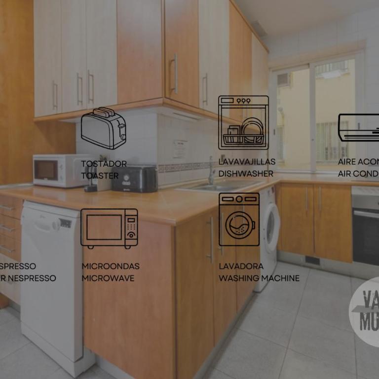 Amplio y Centrico Apt para 9pax en La Latina - Apartment - 10
