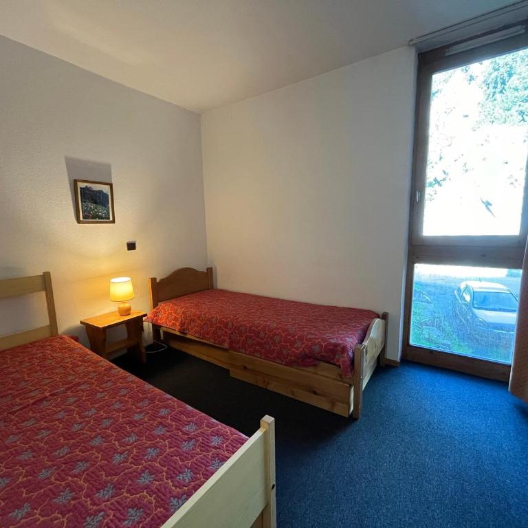 Appartement fonctionnel au cœur de la station avec balcon - One-Bedroom Apartment - 1