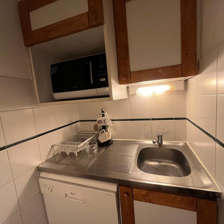 Appartement fonctionnel au cœur de la station avec balcon - One-Bedroom Apartment - 8