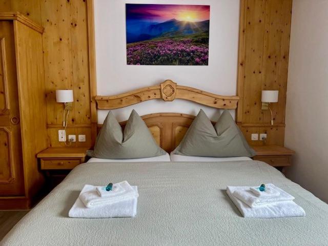 Sporthotel Oberwald - Comfort Doppelzimmer mit Zustellbett - 2