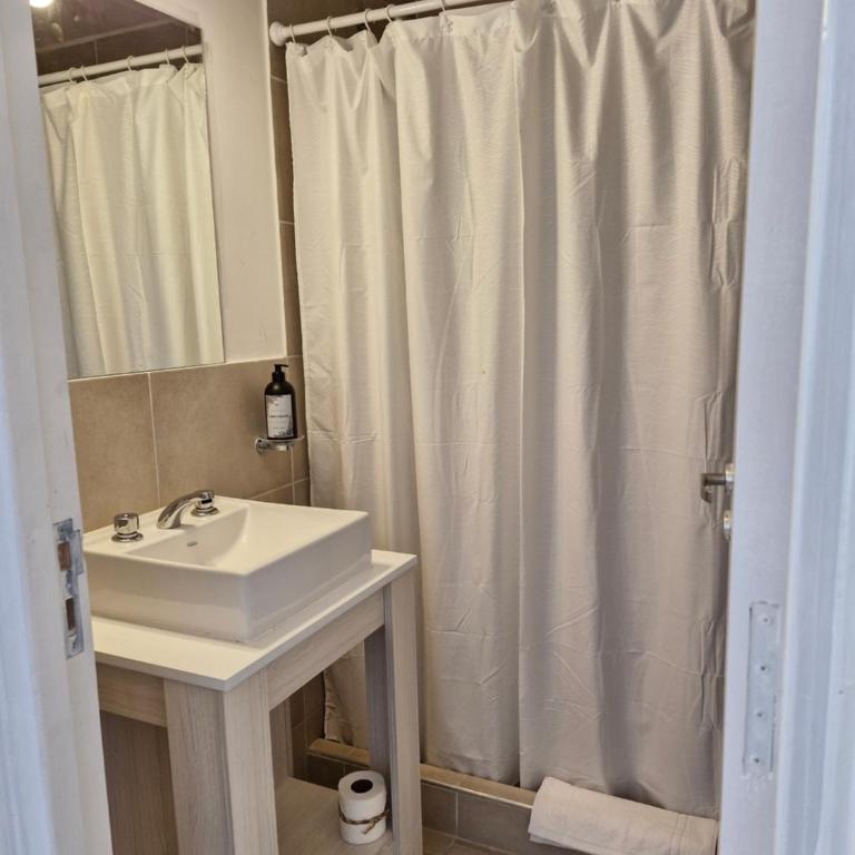 Depto Alem y Central RF - Apartamento de 1 dormitorio - 42