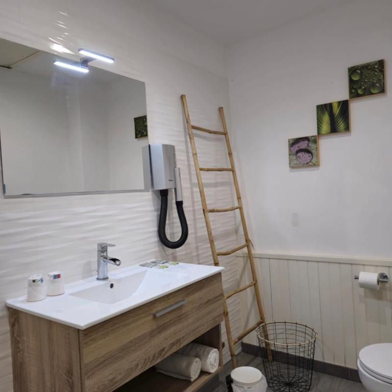Hôtel L'Alsace Gare-Sncf - Chambre Double Deluxe avec Baignoire - 2