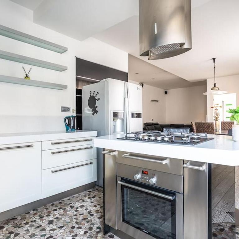 Charme & Luxe 2 bedroom apartment City Center - Appartamento con 2 Camere da Letto - 2