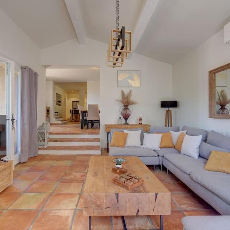 VILLA rénovée, piscine vue mer, clim, borne VE - Villa avec Piscine Privée - 9