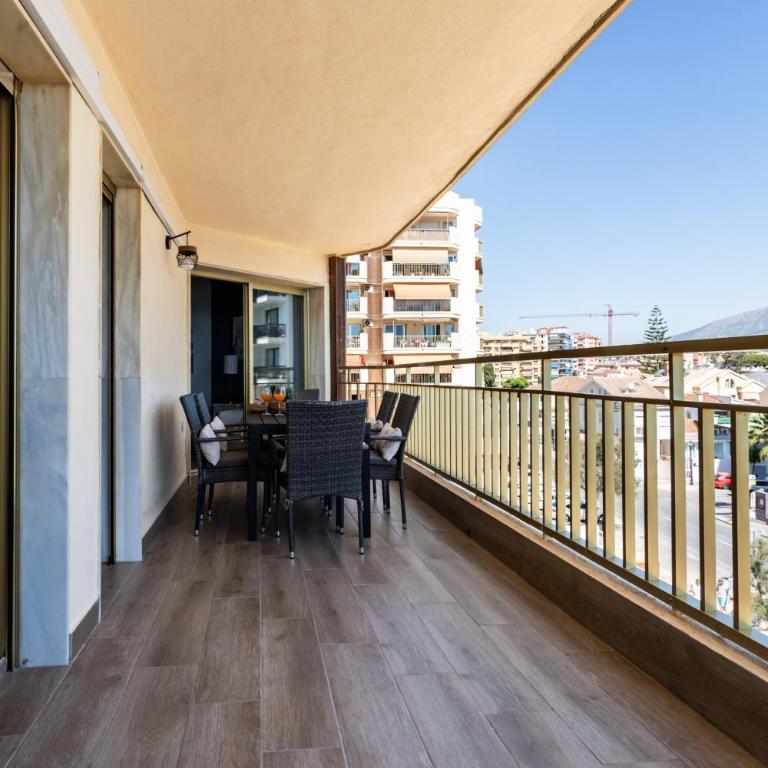 2 habitaciones y 2 baños, vista lateral mar Sofia 2 by Sur Suites - Two-Bedroom Apartment - 32