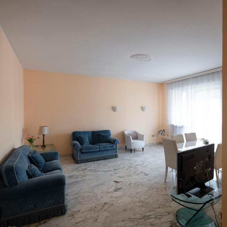 Splendido Appartamento in Zona Città Studi - Appartamento con 3 Camere da Letto - 1
