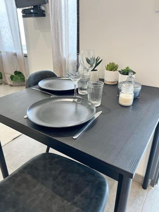 Studio tout équipé avec parking - One-Bedroom Apartment - 2