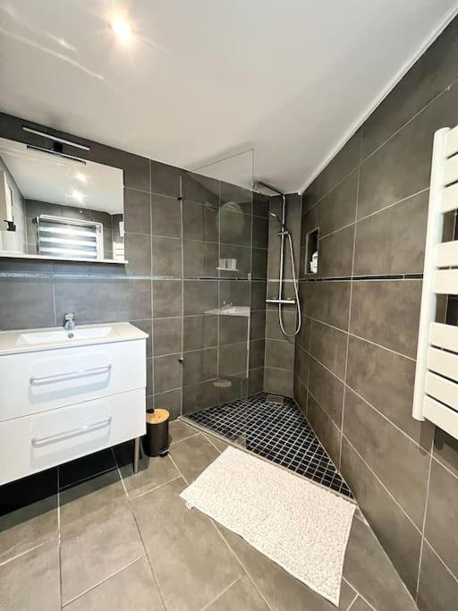 Studio tout équipé avec parking - One-Bedroom Apartment - 3