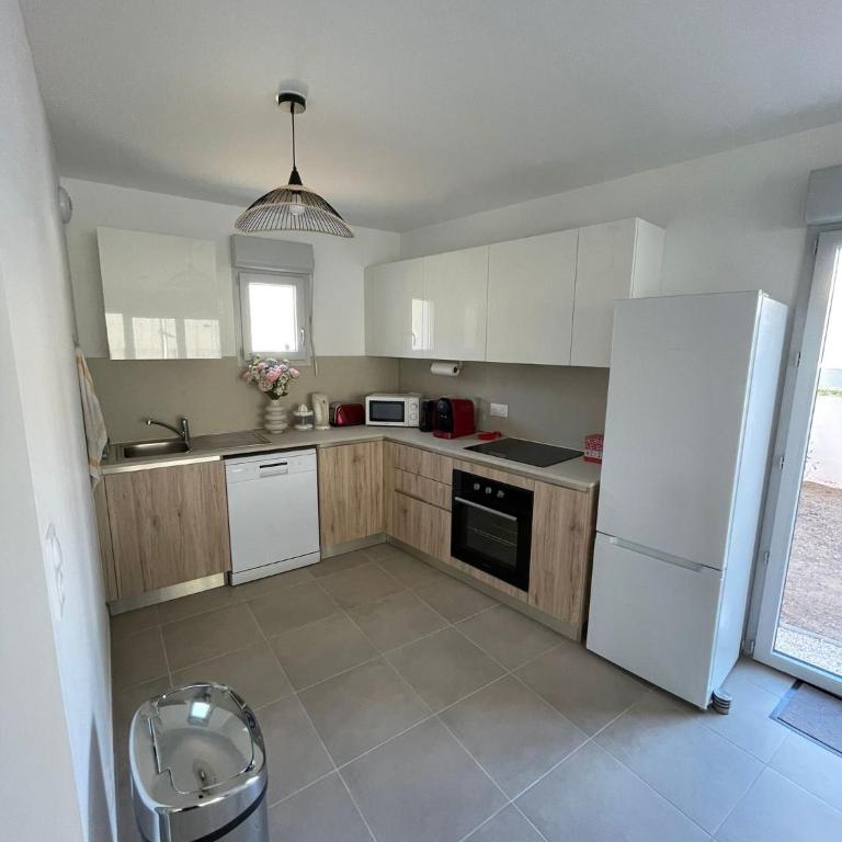 Appartement 2 chambres en rez de jardin avec piscine - Apartamento de 2 dormitorios - 5