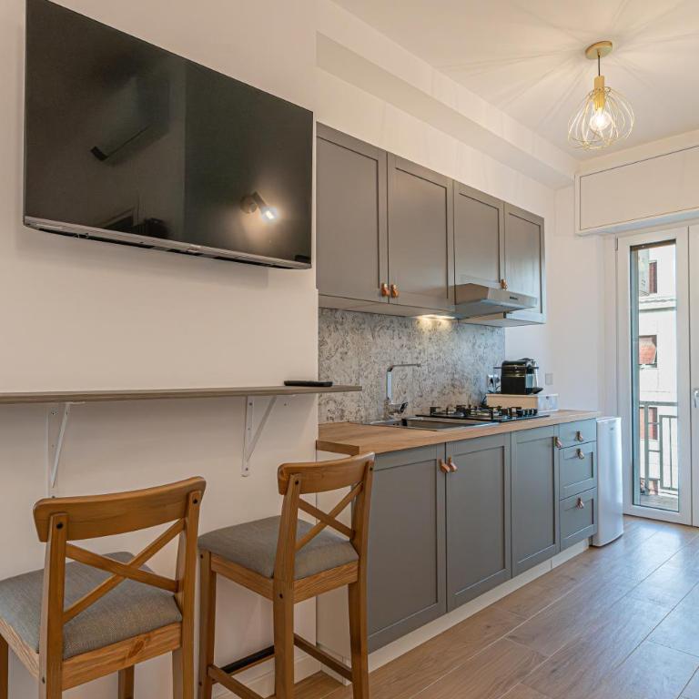 Romanamente Suite - Casa con 2 Camere da Letto - 18