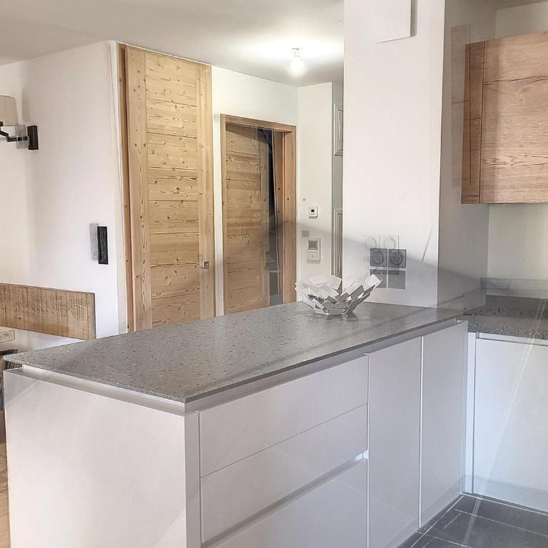 Appartement de standing 4 chambres, sauna, parking, wifi - Appartement 4 Chambres - 9