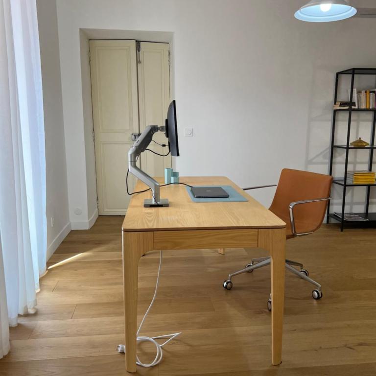 T4 atypique plein centre ville classé 3 étoiles - Apartamento de 2 dormitorios - 4