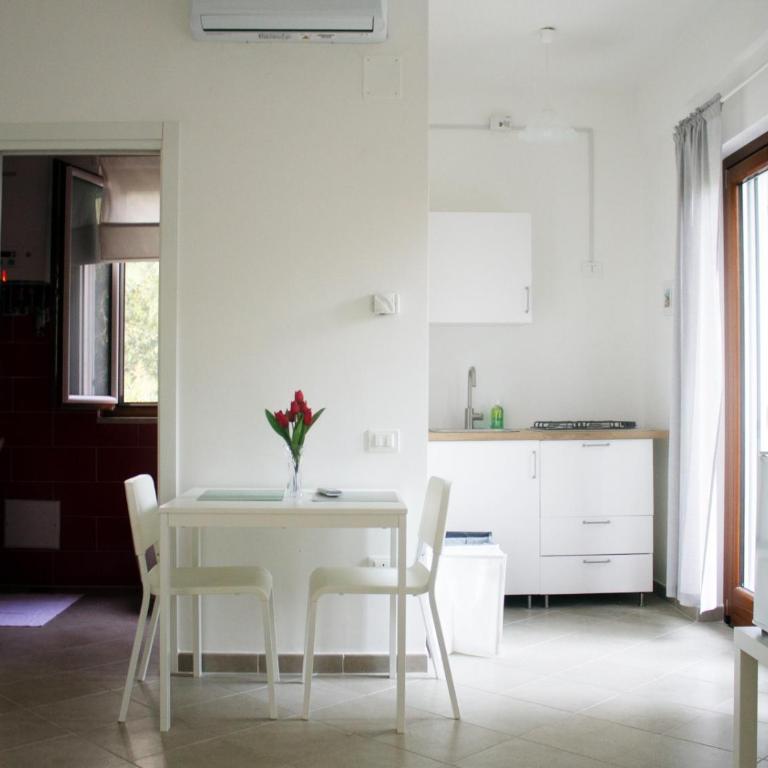 Casa Vacanze Villa Matelda - Appartamento con 1 Camera da Letto - 3