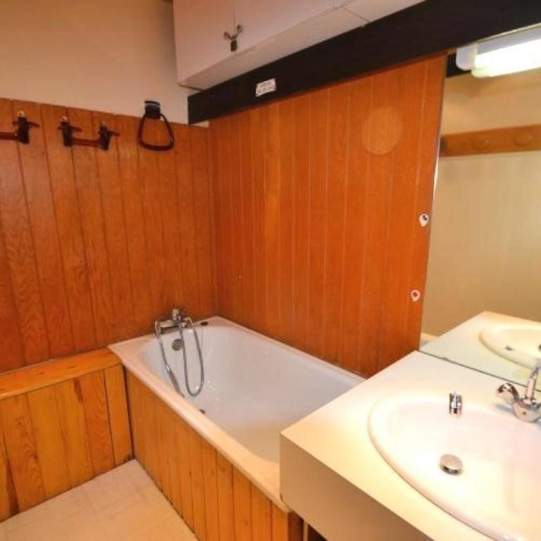 Résidence Aime 2000 - 2 Pièces 5 pers. 5 couchages - PLAGNE AIME 2000 - F106A2 MAE-8364 - Appartement - 6