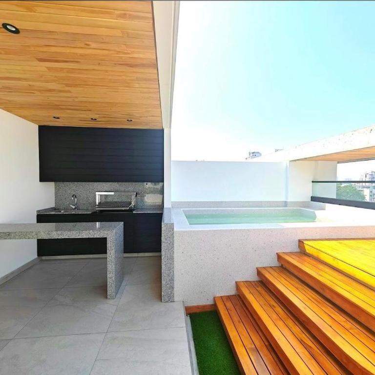 Amplio Monoambiente en Santa Cruz - One-Bedroom Apartment - 1