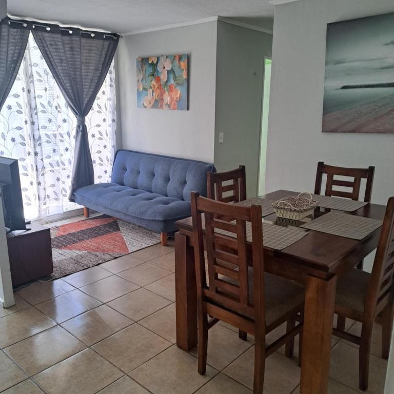 Apartamento - Three-Bedroom Apartment - 1