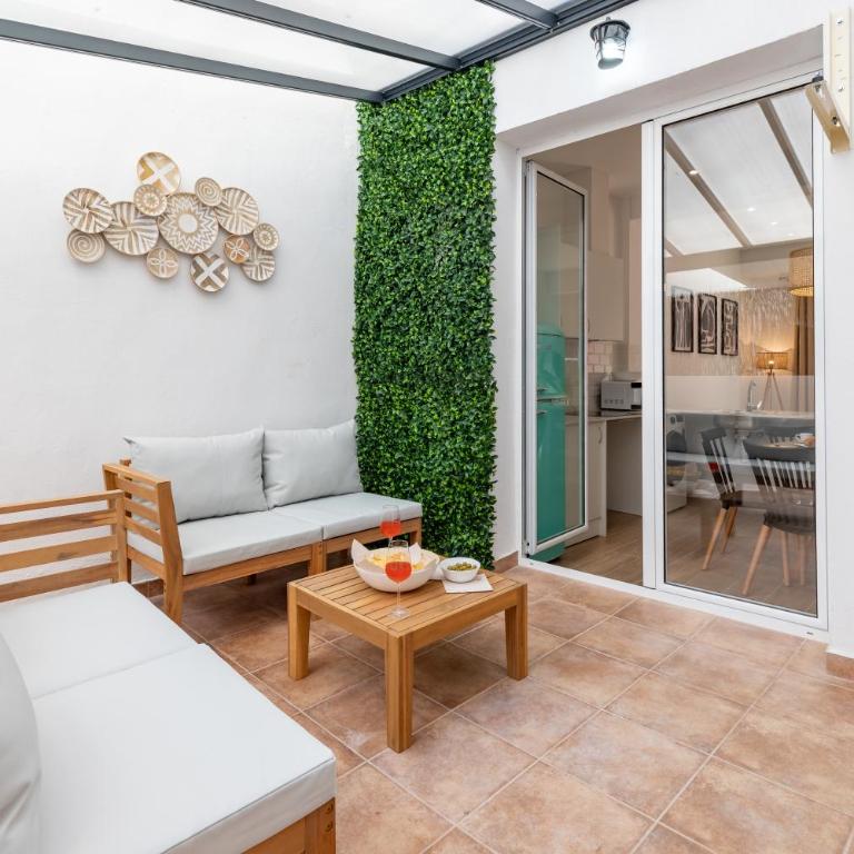 Travel Habitat Bioparc Apartments - Two-Bedroom Apartment with Terrace - 11