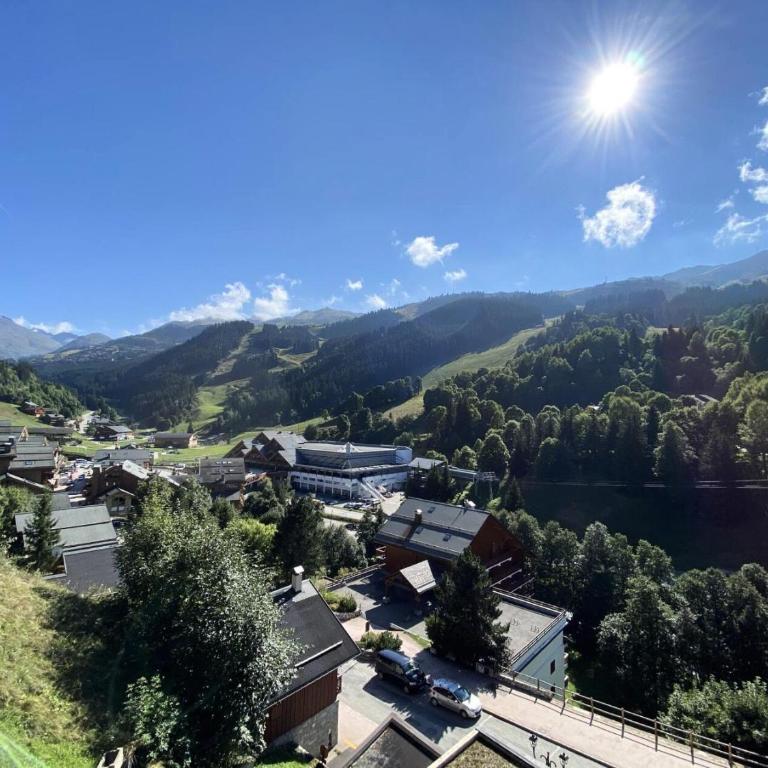 Résidence L'ermitage - Appartement 3 pièces mezzanine pour 6 personnes situé à Méribel centre proche des commerces et des pistes de ski MAE-7944 - Apartment - 7