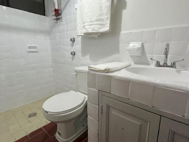 Depa en Privada en el centro con estacionamiento - Apartamento de 2 dormitorios - 13