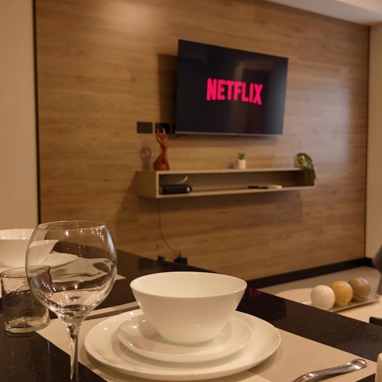 Lujoso y acogedor departamento en Equipetrol - Apartamento de 1 dormitorio - 5