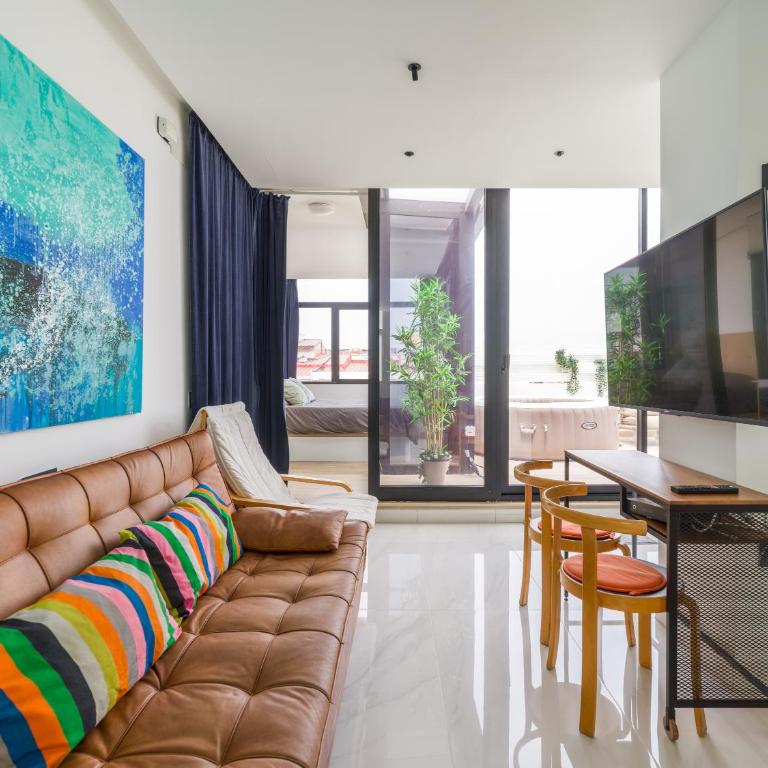 Las Palmas Beach Penthouse - Two-Bedroom Apartment - 29