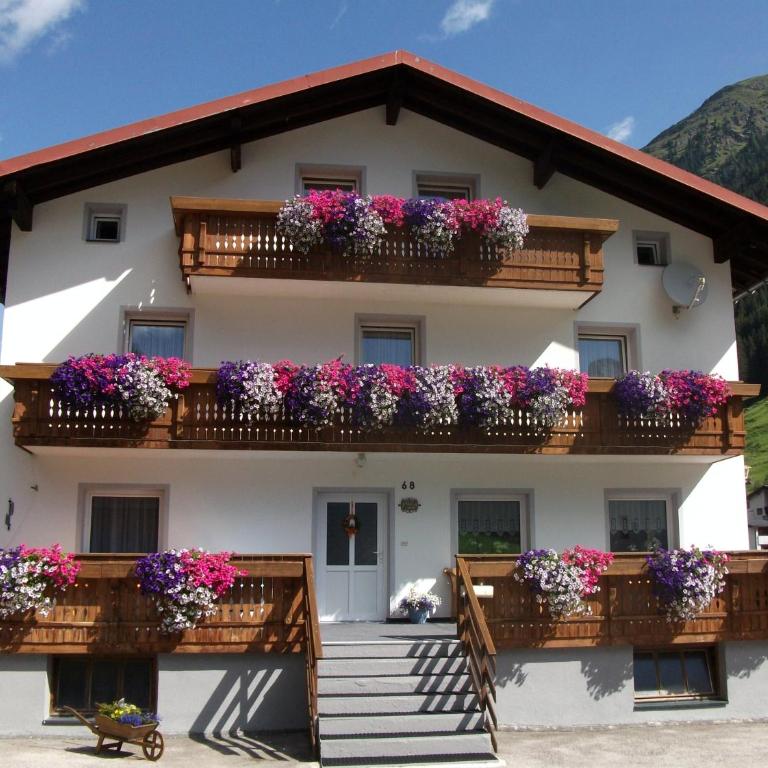 Haus Alpenrose Pitztal-Sommercard-Partner - Apartment - 4