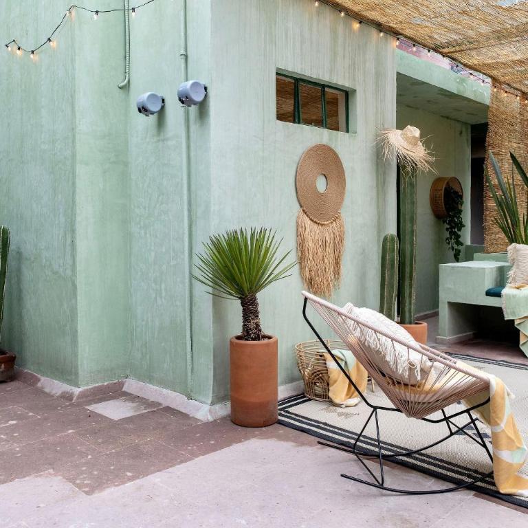 Combo Marrakesh house kesh · Duplex, 2 joint houses.10Br, 7.5 bath, 22 guest - Apartment - 22