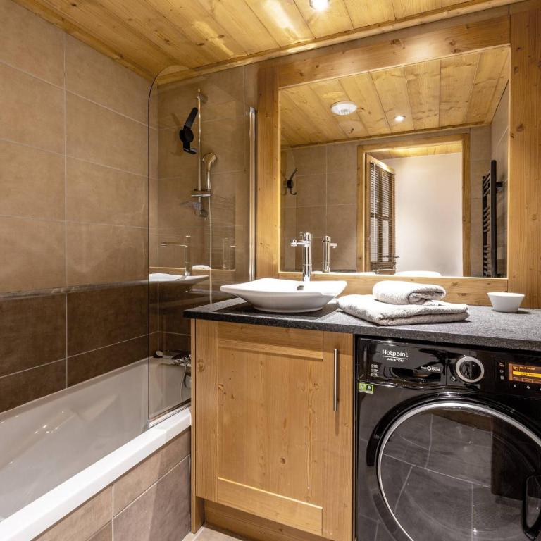 Superbe 3 pièces avec parking, wifi, proche pistes et commerces - FR-1-356-506 - Apartamento - 4