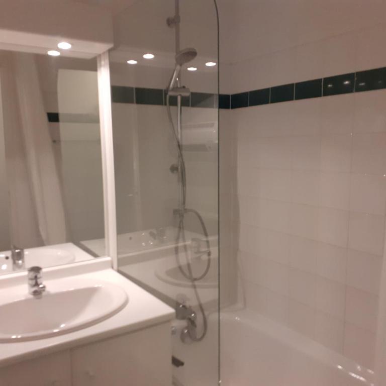 Appartement confortable 2 pièces avec balcon, proche télécabine et commerces à Valfréjus - FR-1-561-114 - Apartamento - 6
