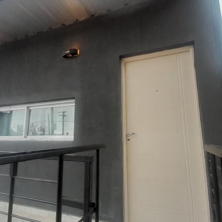 pepesapart - One-Bedroom Apartment - 6