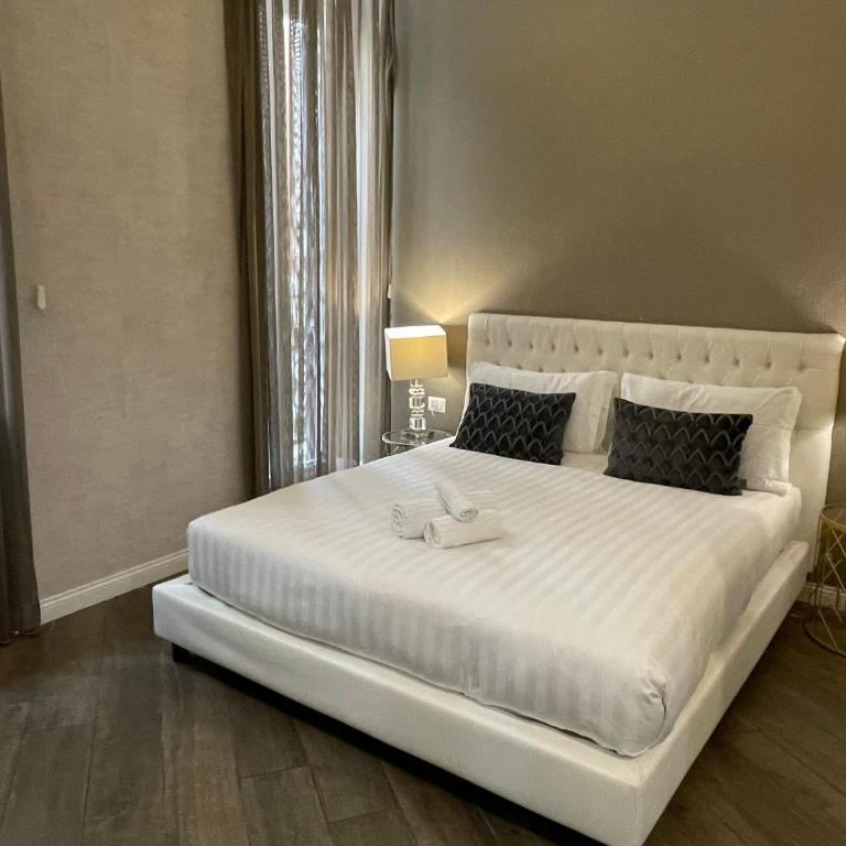 Spagna Boutique - Superior Double Room-Via del Corso with balcony - 3