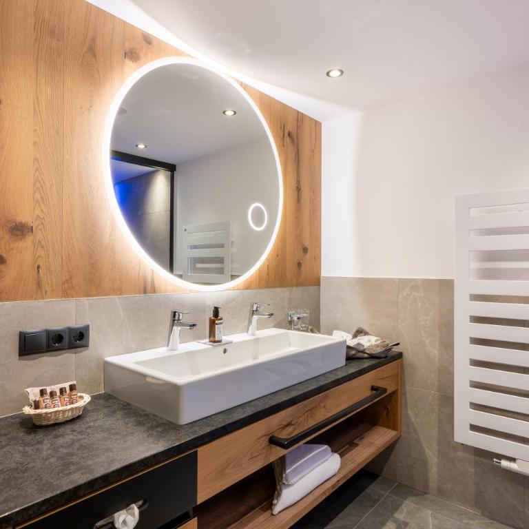 Hotel Jäger - Suite mit 1 Schlafzimmer - 2