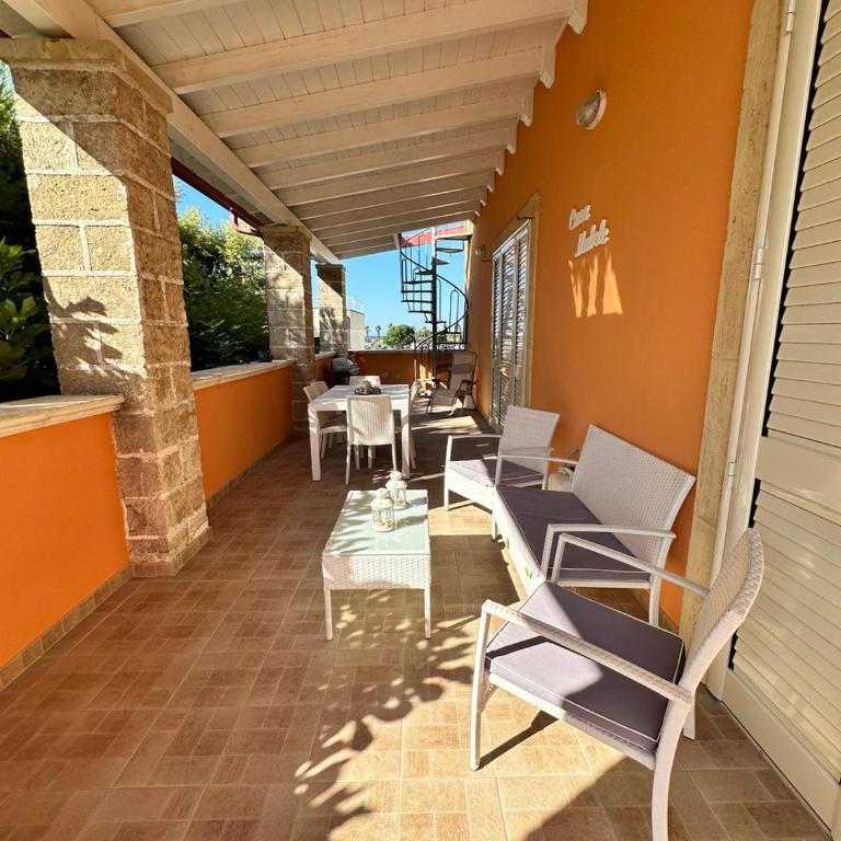 Casa Mabele - Two-Bedroom House - 27