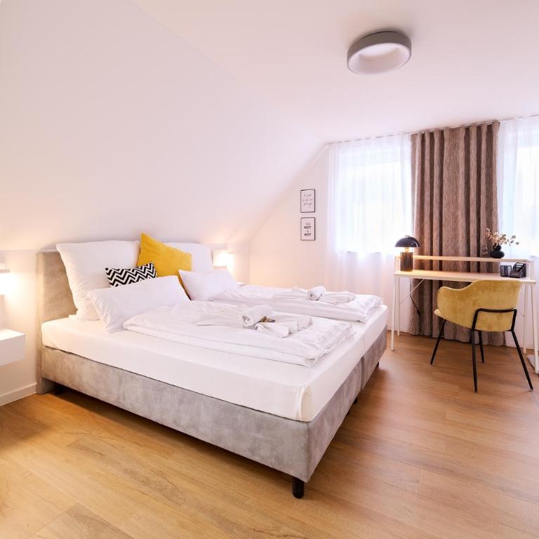 Xzllenz - 4 Schlafzimmer, Zentral, Parken, U-Bahn, 2 Bäder, 4 Smart-TV, optional Einzelbett - Haus mit 4 Schlafzimmern - 6