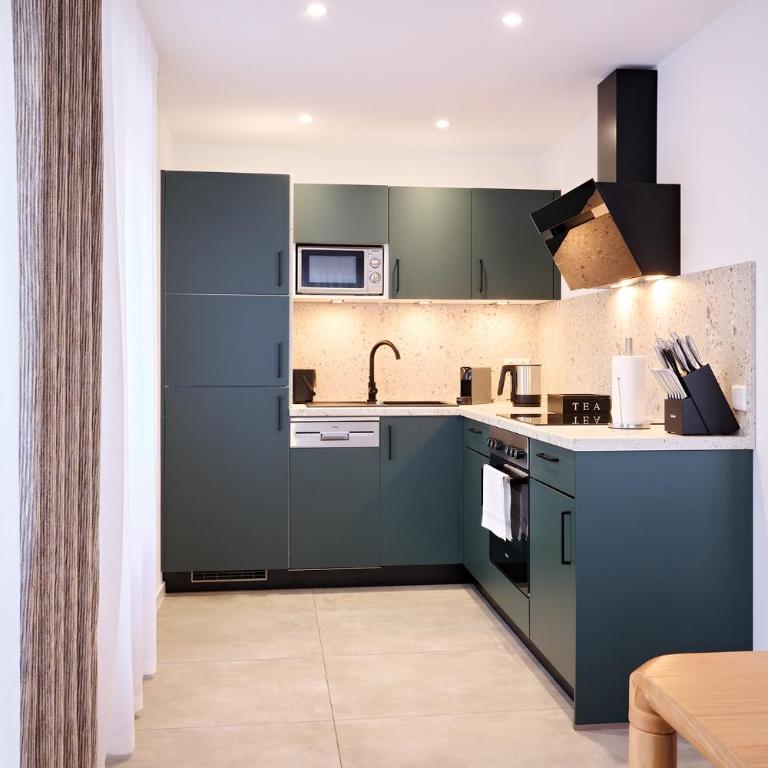 Xzllenz - 4 Schlafzimmer, Zentral, Parken, U-Bahn, 2 Bäder, 4 Smart-TV, optional Einzelbett - Haus mit 4 Schlafzimmern - 22