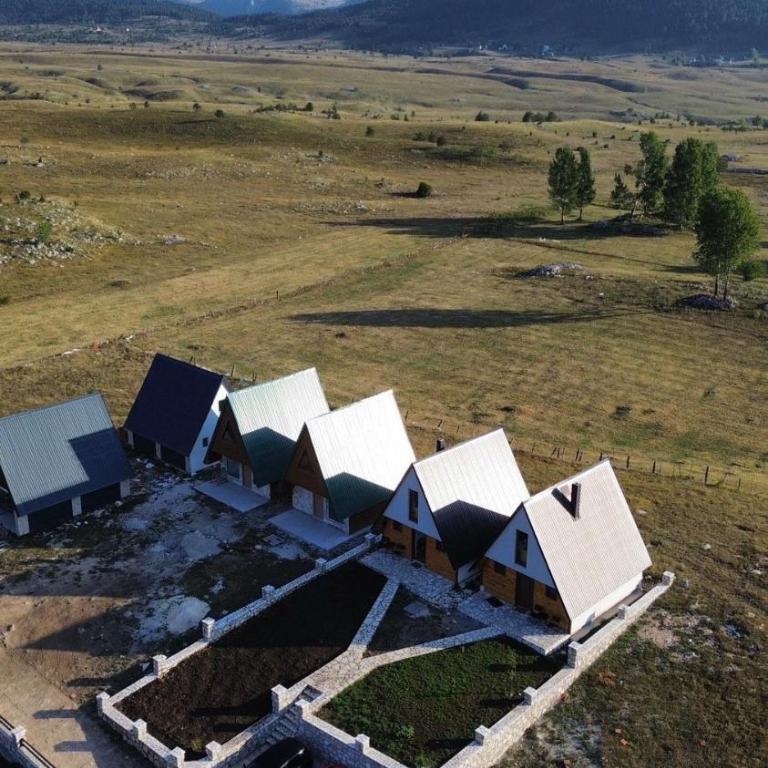 4Seasons Mountain Home 1 - Two-Bedroom House - 34