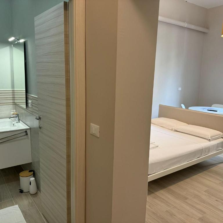 La Corte - Studio Apartment with One Double Bed - 3