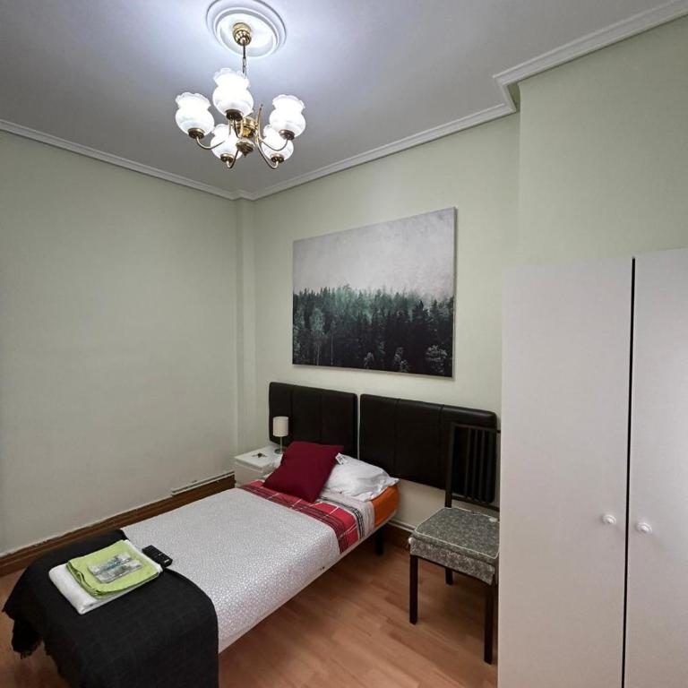FlipHouse Rooms Pensión⭐ - Single Room - 5
