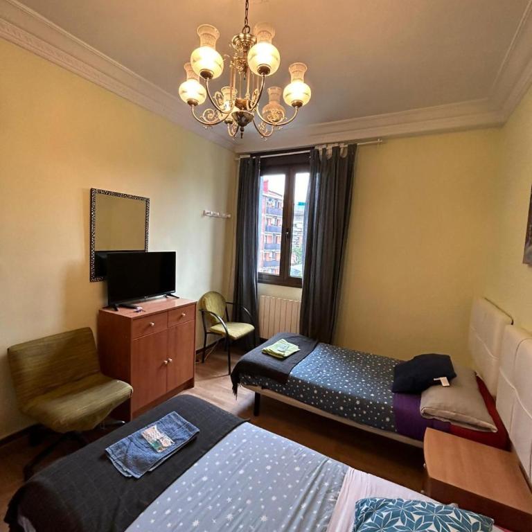 FlipHouse Rooms Pensión⭐ - Large Double Room - 6
