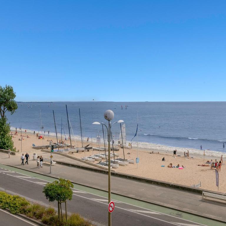 Séjour vue mer pour 4 - 20m plage de la Baule - Apartamento - 13