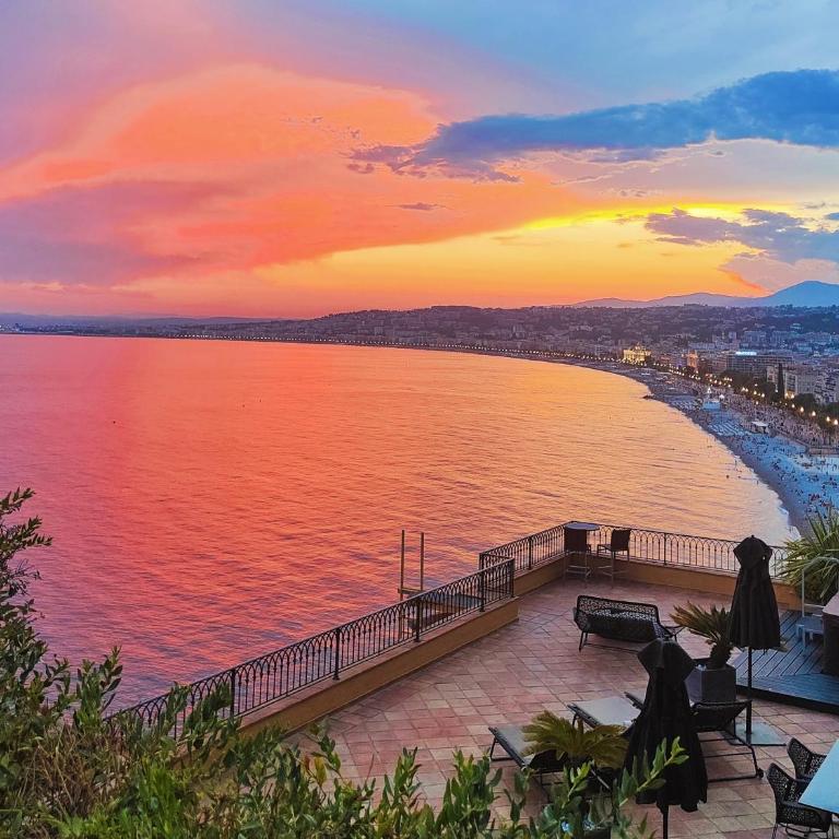Hôtel La Pérouse Nice Baie des Anges - Suite Méditerranée - Vue sur Mer - 1