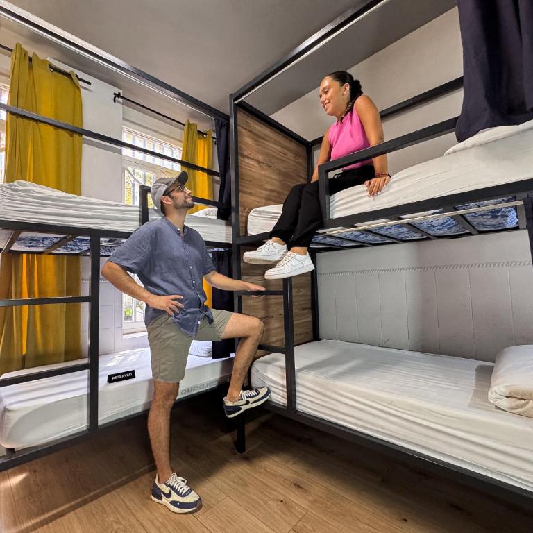 The Venue Hostel Boutique - Bed in 10-Bed Mixed Dormitory Room - 1