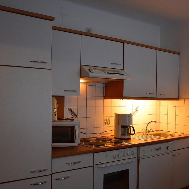 Gästehaus Christophorus - Apartment mit Balkon - 11