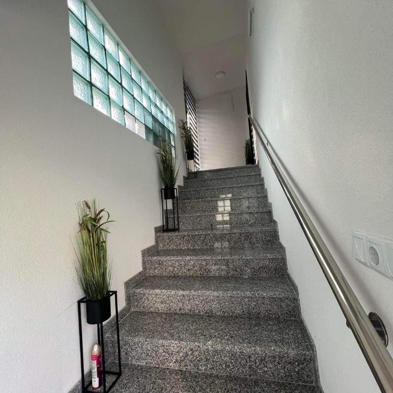 Apartman City Bihać - Three-Bedroom Apartment - 4