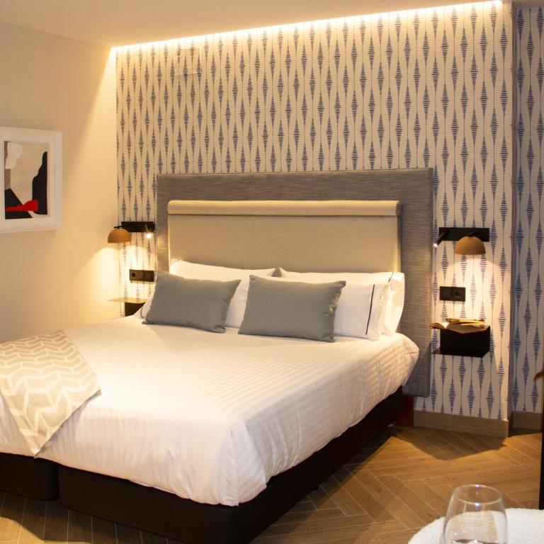 Puerta de la Ribera Suites - Estudio Estándar - 2