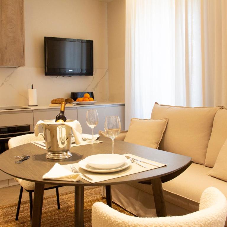Puerta de la Ribera Suites - Estudio Estándar - 5